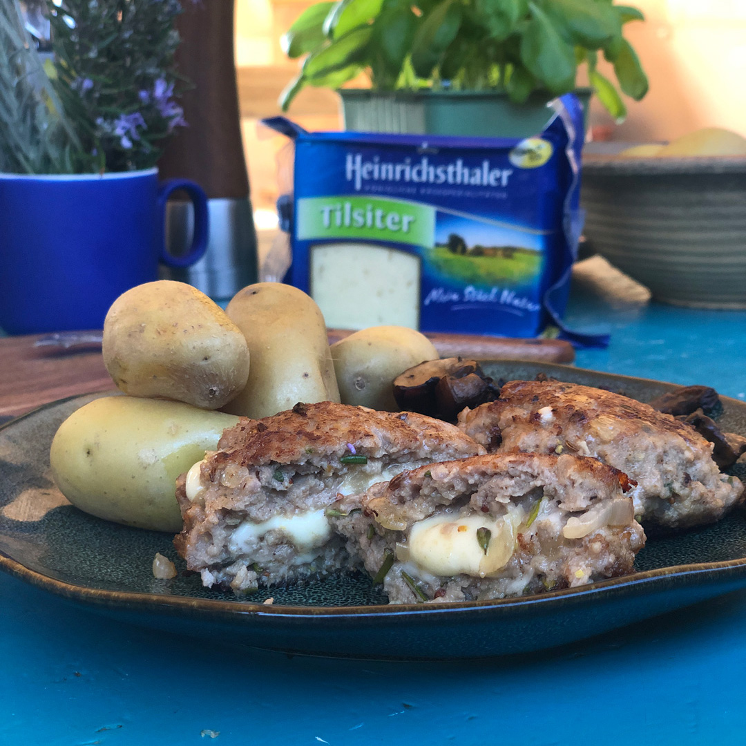 Frikadellen mit Käse-Füllung - Heinrichsthaler